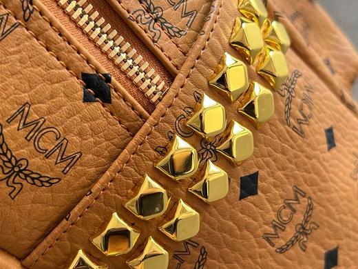 F022703新款满印老花侧铆钉小号双肩背包 商品图10