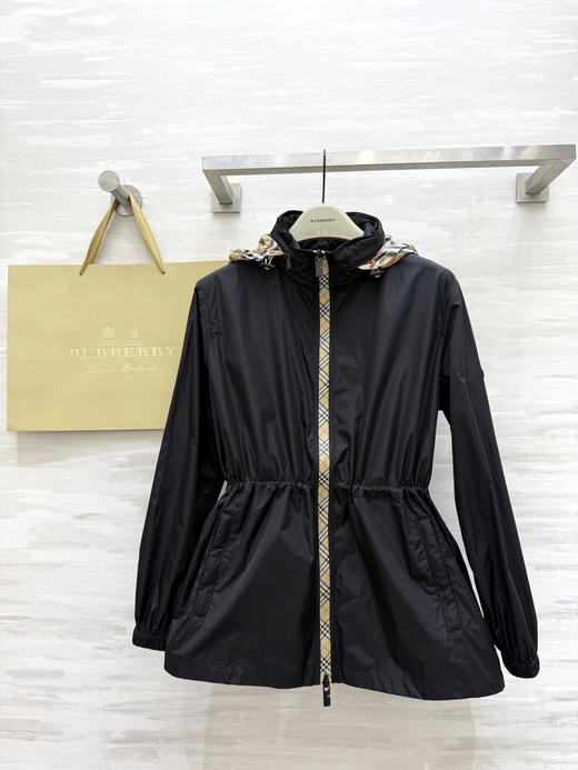 巴家 新款轻薄抽绳中长款外套 商品图1