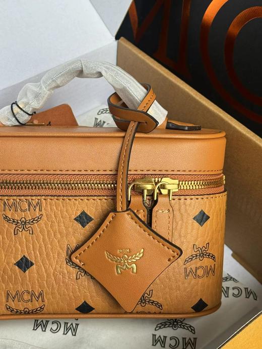 F022702新款复古棕调老花温柔干邑色盒子包 商品图4