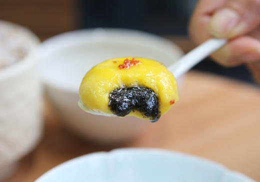 真的好吃网红缸鸭狗汤圆 无添加版本，非遗品牌 中华老字号 榴莲/黑芝麻味 320g/包/16枚 商品图1