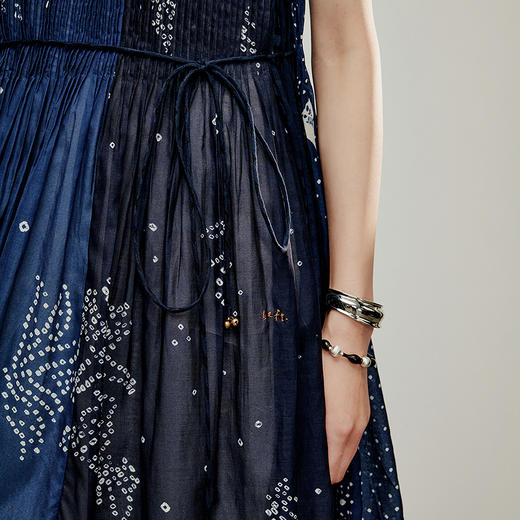 【林栖设计小店】方圆万象|丝棉鱼子缬印花复古压褶2026夏新款无袖连衣裙1962149 商品图7