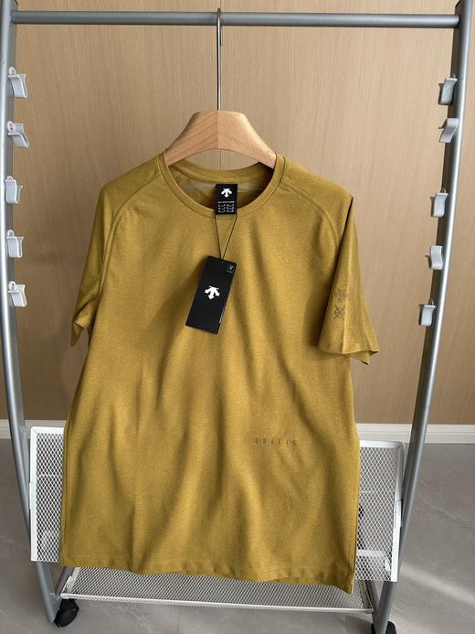 点此购买 迪桑特春夏季都市通勤男士TOUGH短袖针织衫T恤 hgn 340911 商品图1