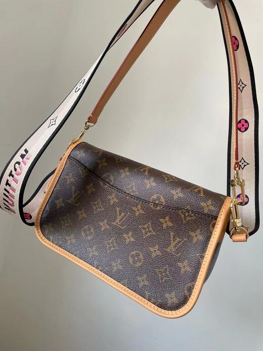 F022777随性复古时尚日常通勤可单肩可斜挎可手拎法棍包 商品图13