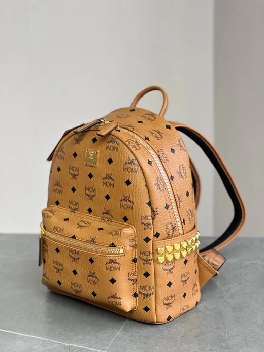 F022703新款满印老花侧铆钉小号双肩背包 商品图3