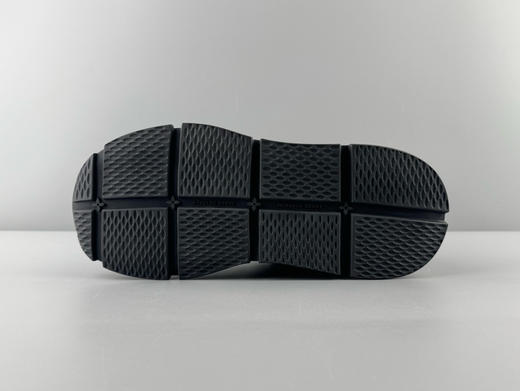 春季特惠💰680 LV 纯原版本 # 驴家 秋冬男士系列 Classic 牛皮革 圆头系带 低帮 生活休闲鞋 商品图4