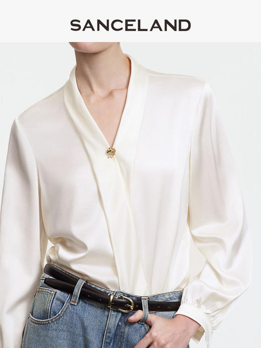 三石一澜SANCELAND桑蚕丝素绉缎V领衬衣SK11101025 商品图3