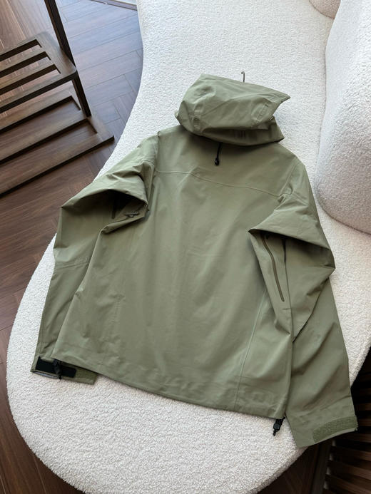 始诅鸟 26早春新品ALPHA SV JACKET GORE-TEX防水男子硬壳夹克冲锋衣外套 商品图8