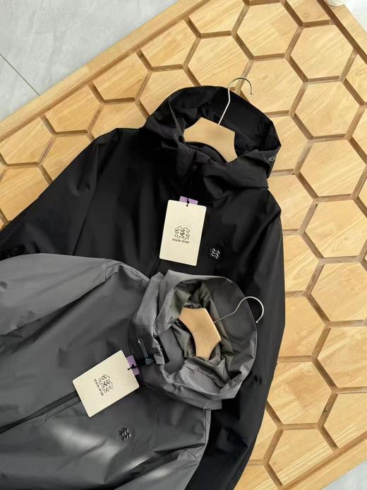 F022784男士冲锋服防水夹克2L防风上衣户外外套冲锋衣 商品图1