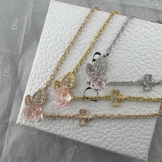 迪奥   新款 镶钻蜜蜂芙蓉花项链（XK） 商品图1