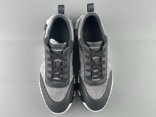 春季特惠💰650 代购冲正版本 # HERMES 爱马仕 Bouncing KHEA运动鞋 绒面革 圆头系带 平底 跑鞋 低帮 生活休闲鞋 男女同款 商品图4