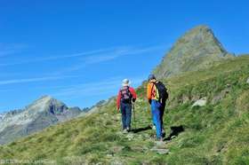 开学季换新｜通勤+徒步双适配，春季户外装备选购干货！