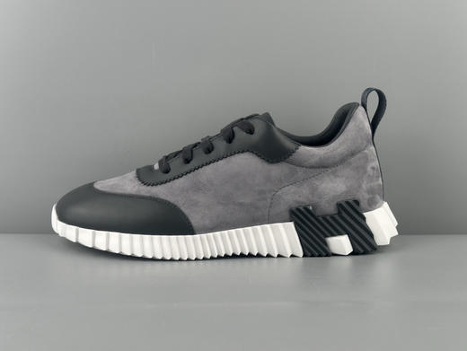 春季特惠💰650 代购冲正版本 # HERMES 爱马仕 Bouncing KHEA运动鞋 绒面革 圆头系带 平底 跑鞋 低帮 生活休闲鞋 男女同款 商品图0