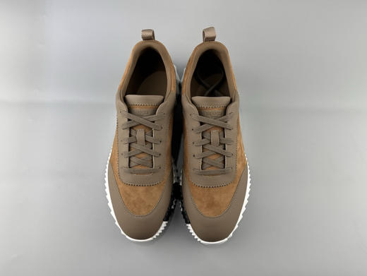 春季特惠💰650 纯原版本 # HERMES 爱马仕 Bouncing KHEA运动鞋 绒面革 圆头系带 平底 跑鞋 低帮 生活休闲鞋 男女同款 商品图7