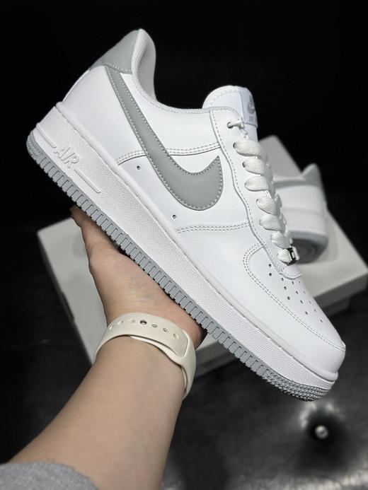 春季特惠💰340 Nk Air Force 1 空军系列 经典复古风格 防滑轻便 低帮 板鞋 男女同款 商品图3