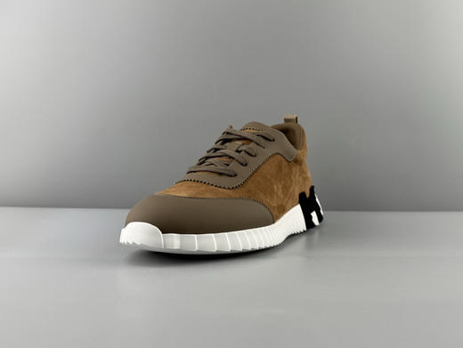 春季特惠💰650 纯原版本 # HERMES 爱马仕 Bouncing KHEA运动鞋 绒面革 圆头系带 平底 跑鞋 低帮 生活休闲鞋 男女同款 商品图1