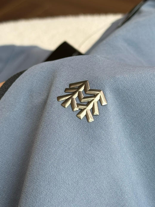 可 隆 26新品男女透气软壳户外登山露营夹克运动外套 商品图7