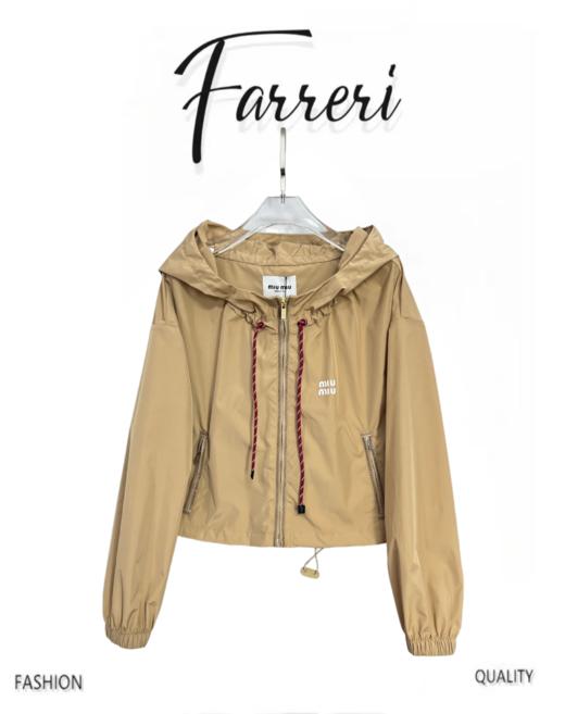 缪缪 卡其色连帽防晒外套 春夏款 商品图0
