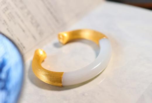 玉骨凝脂 极品俄白和田玉手镯 JD 商品图4