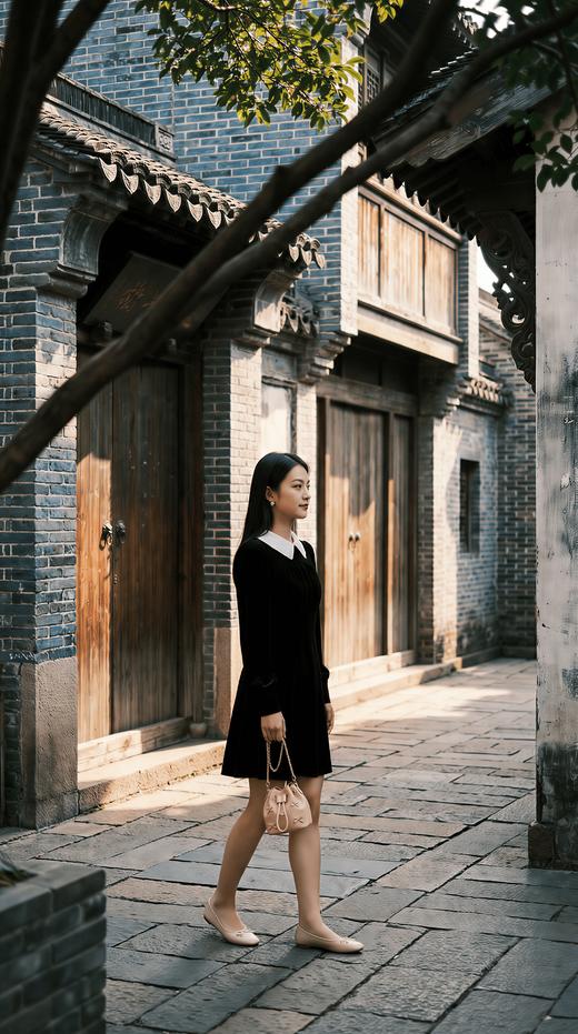 PD同款撞色领胸前褶皱迷你连衣裙 商品图1