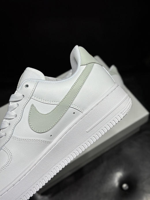 春季特惠💰340 Nk Air Force 1 空军系列 经典复古风格 防滑轻便 低帮 板鞋 男女同款 商品图8