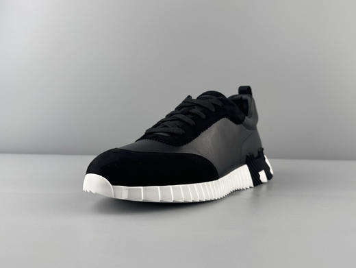 春季特惠💰650 代购冲正版本 # HERMES 爱马仕 Bouncing KHEA运动鞋 绒面革 圆头系带 平底 跑鞋 低帮 生活休闲鞋 男女同款 商品图1