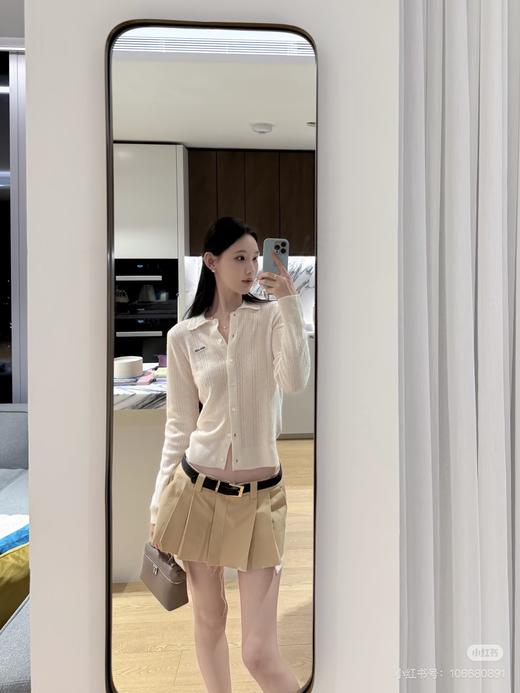 缪缪 最新款 米白色长袖针织开衫（MM） 商品图5