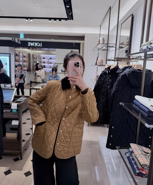 巴宝莉 26蓝标黄金棉服（MM） 商品图3