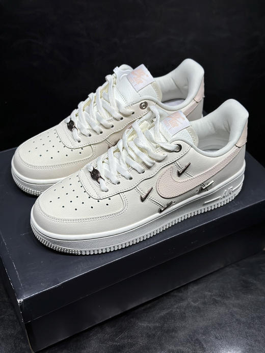 春季特惠💰340 Nk Air Force 1 空军系列 经典复古风格 防滑轻便 低帮 板鞋 男女同款 商品图0