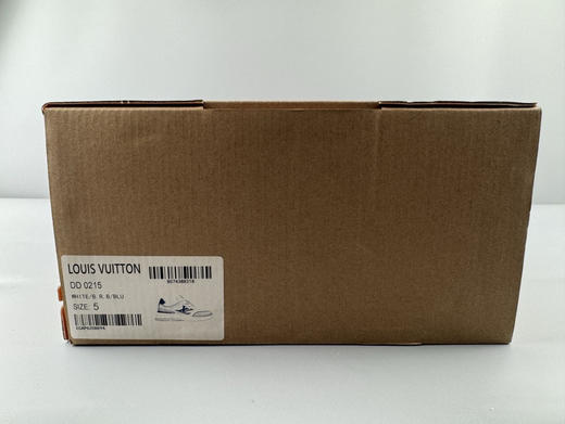 春季特惠💰680 LV 纯原版本 # 驴家 秋冬男士系列 Classic 牛皮革 圆头系带 低帮 生活休闲鞋 商品图8