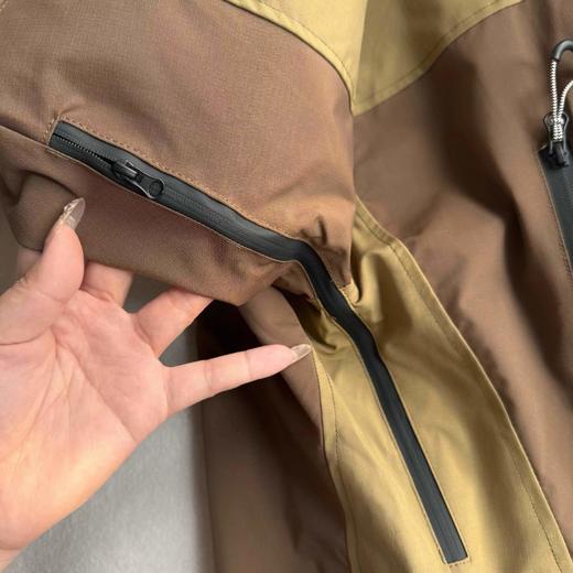 F022740户外机能徒步登山冲锋衣情侣夹克外套 商品图13