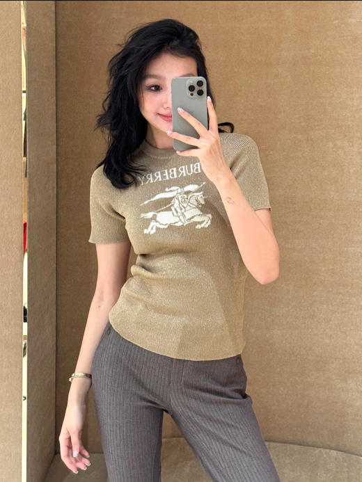 巴宝莉 2026早春限定最新款  金线针织上衣（MM） 商品图1