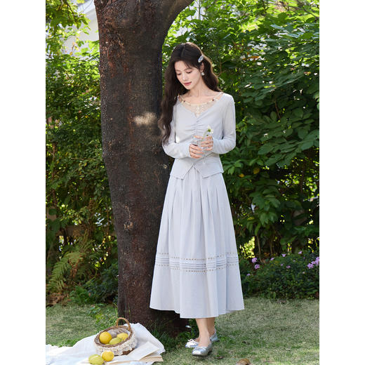 鹿向南「清韵佳人」浅蓝色T恤女春季洋气小清新长袖内搭打底上衣 商品图2