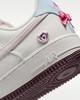 Nike耐克 Air Force 1 '07 情人节系列女子空军一号运动鞋IQ4937-161 商品缩略图3