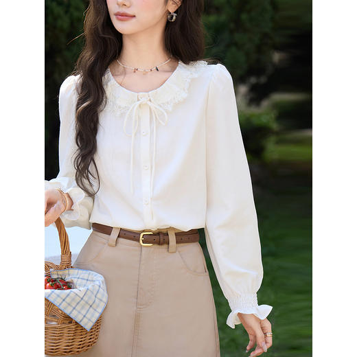 鹿向南「春日衬意」娃娃领蝴蝶结白色衬衫女春季新款宽松长袖上衣 商品图3