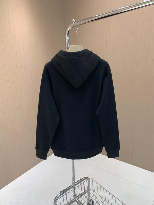 点此购买 patagoni*小标刺绣春秋季男女款连帽抓绒卫衣 ye 340926 商品图4