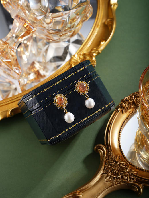 子佩集【玲珑御玥】银S925珍珠惜王妃耳钉【SGE0390019】镀金椭圆吊球2602 商品图2