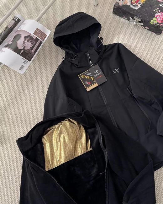 F022779早春新款户外三合一情侣冲锋衣外套 商品图4