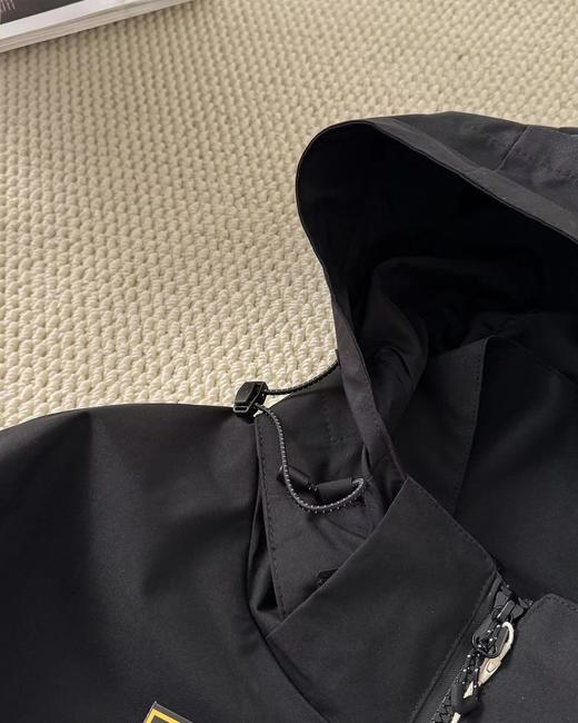 F022779早春新款户外三合一情侣冲锋衣外套 商品图9