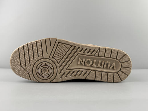 春季特惠💰720 LV鞋子 男女同款 代购品质 私人订单 驴家 Trainer 新版本 商品图4