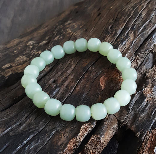 【天然正品】天然细腻无杂裂约9*10MM青玉和田玉桶珠手串250226NJS13 商品图3