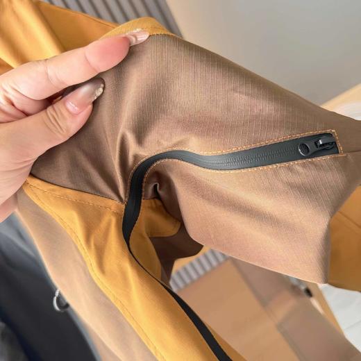 F022740户外机能徒步登山冲锋衣情侣夹克外套 商品图11