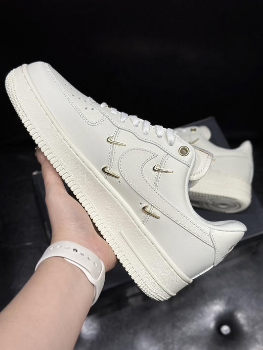 春季特惠💰340 Nk Air Force 1 空军系列 经典复古风格 防滑轻便 低帮 板鞋 男女同款 商品图4