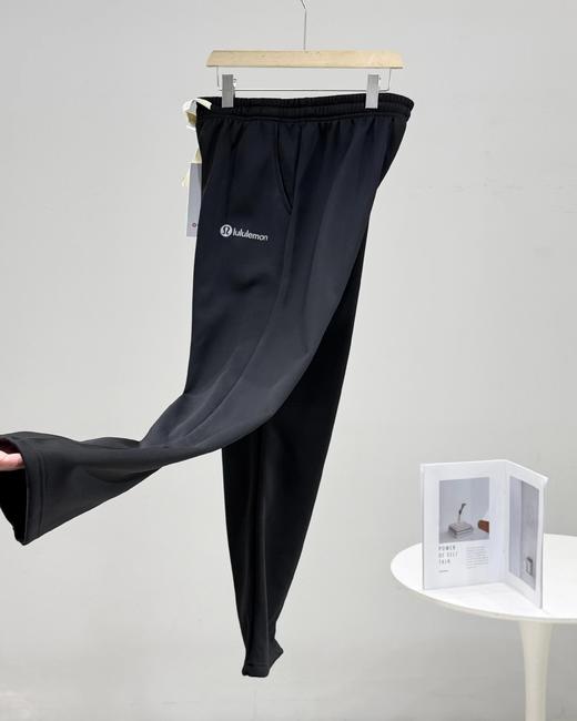 F022718美式高街复古史密斯绒直筒休闲卫裤 商品图9