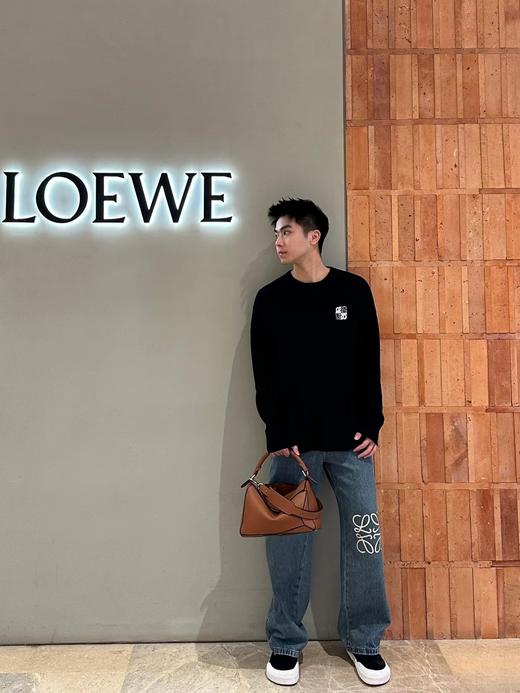 F022701胸前刺绣logo两色情侣款圆领卫衣 商品图2