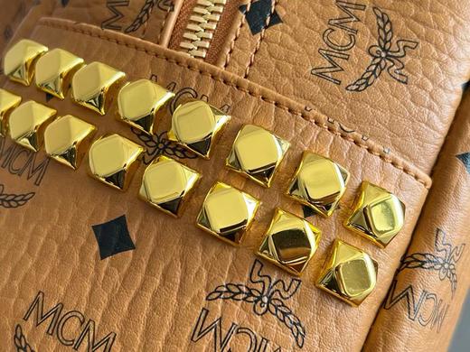 F022703新款满印老花侧铆钉小号双肩背包 商品图12