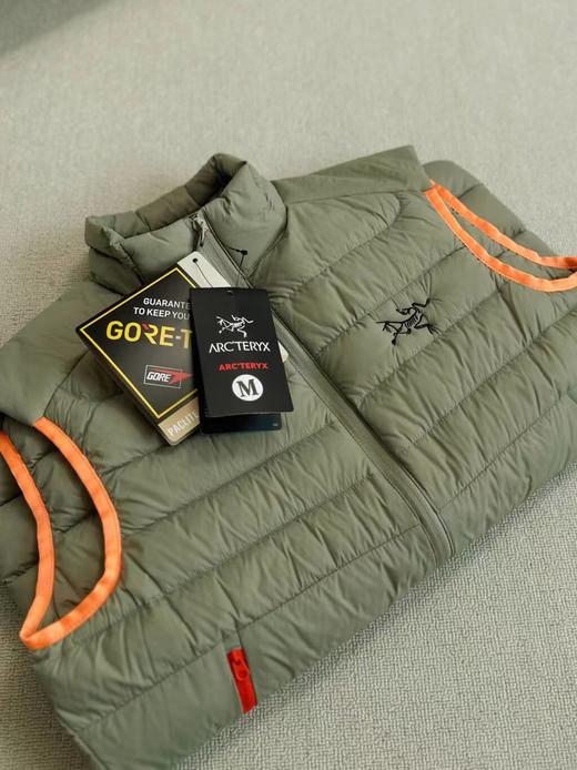 F022782超轻量排骨休闲立领拉链鹅绒马甲 商品图7