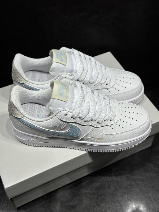 春季特惠💰340 Nk Air Force 1 空军系列 经典复古风格 防滑轻便 低帮 板鞋 男女同款 商品图1