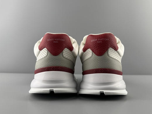 春季特惠💰680 LV 纯原版本 # 驴家 秋冬男士系列 Classic 牛皮革 圆头系带 低帮 生活休闲鞋 商品图6