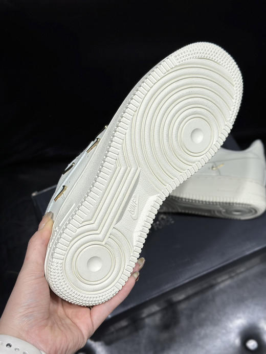 春季特惠💰340 Nk Air Force 1 空军系列 经典复古风格 防滑轻便 低帮 板鞋 男女同款 商品图5