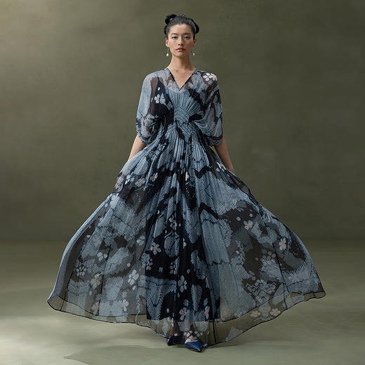 【林栖设计小店】浮云逸然|桑蚕丝鱼子缬印花优雅多色2026夏新款连衣裙两件套1962037 商品图10